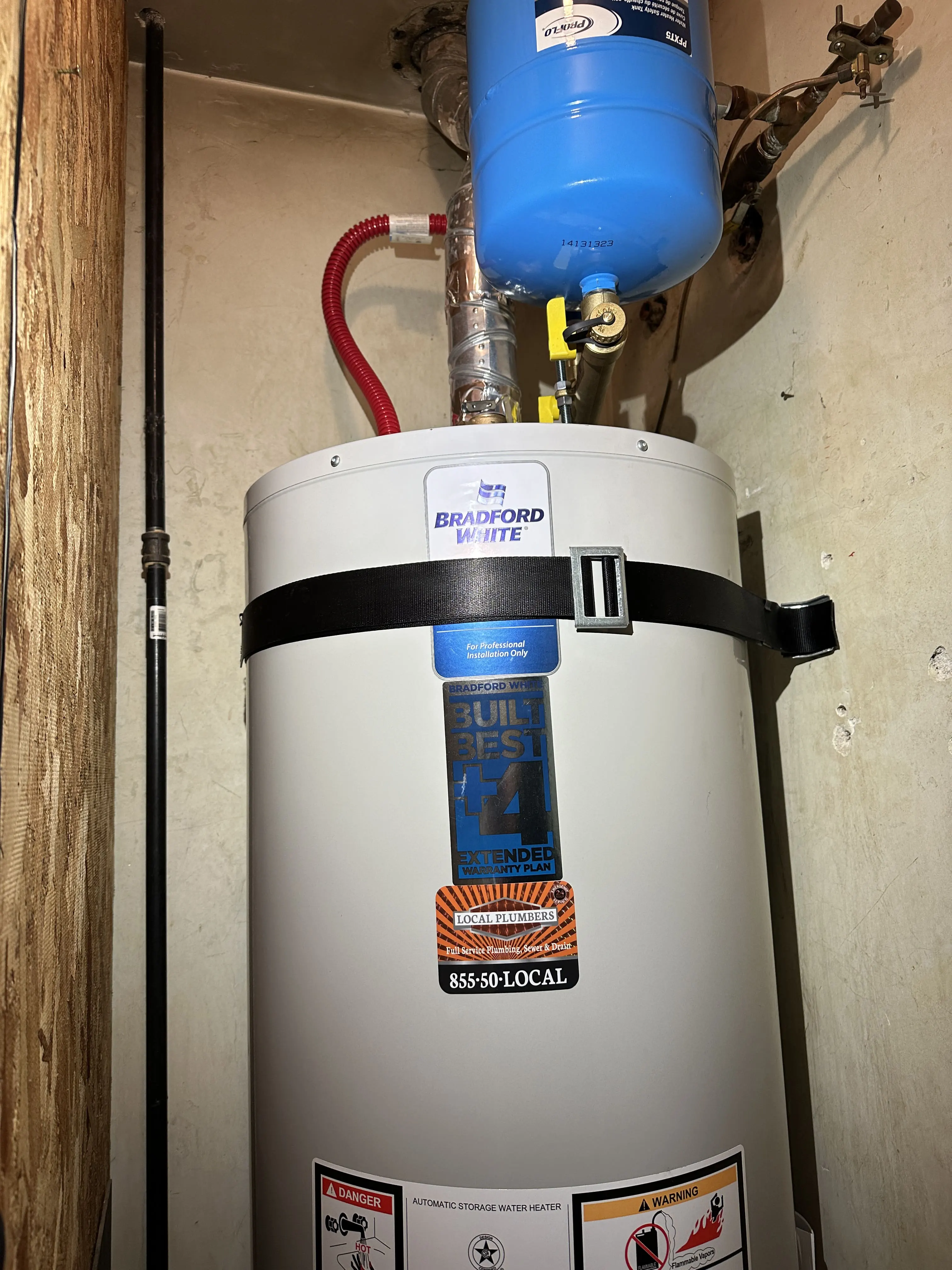 Service Water Heater Regular Tank Repair Local Plumbers